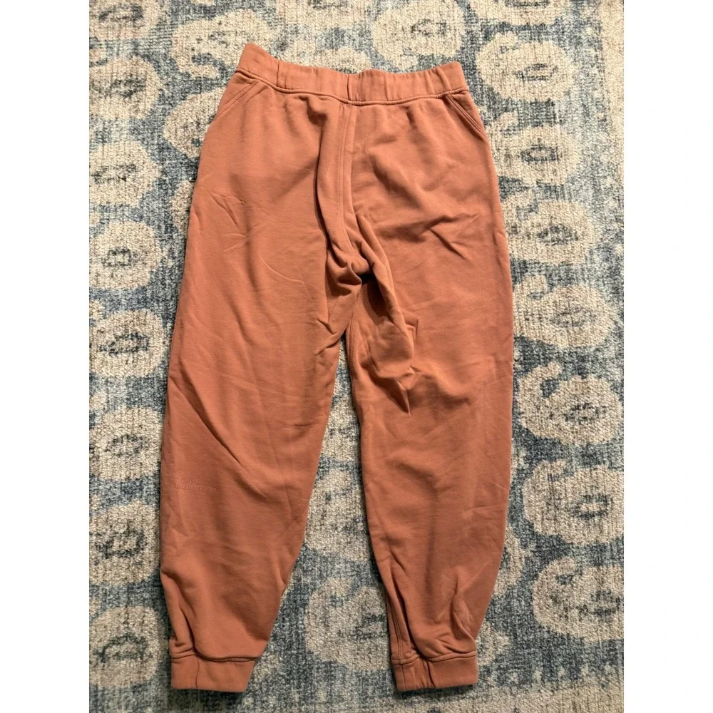Lululemon Relaxed High-Rise Jogger‎ Size 6 Excellent Condition No Flaws